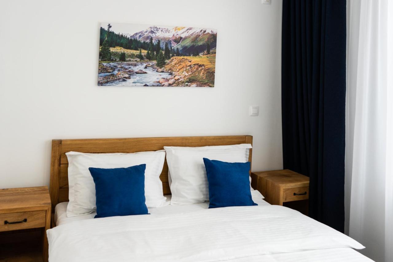 English House Bistrita  Luaran gambar