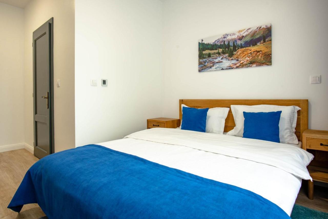 English House Bistrita  Luaran gambar