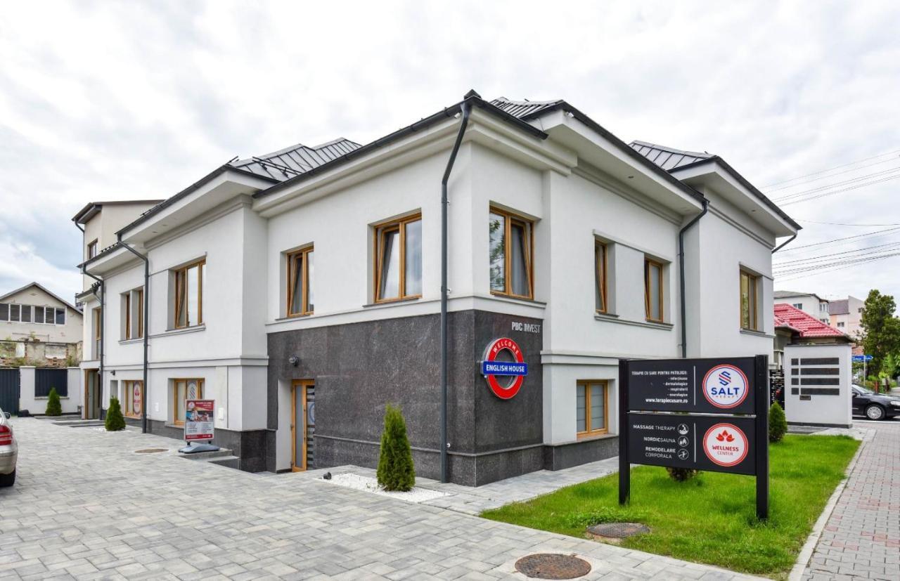 English House Bistrita  Luaran gambar