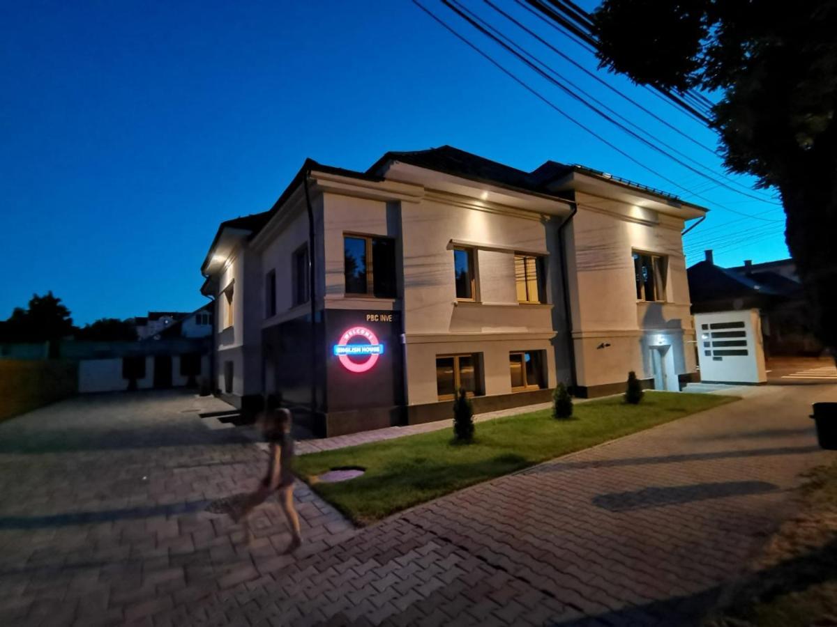 English House Bistrita  Luaran gambar