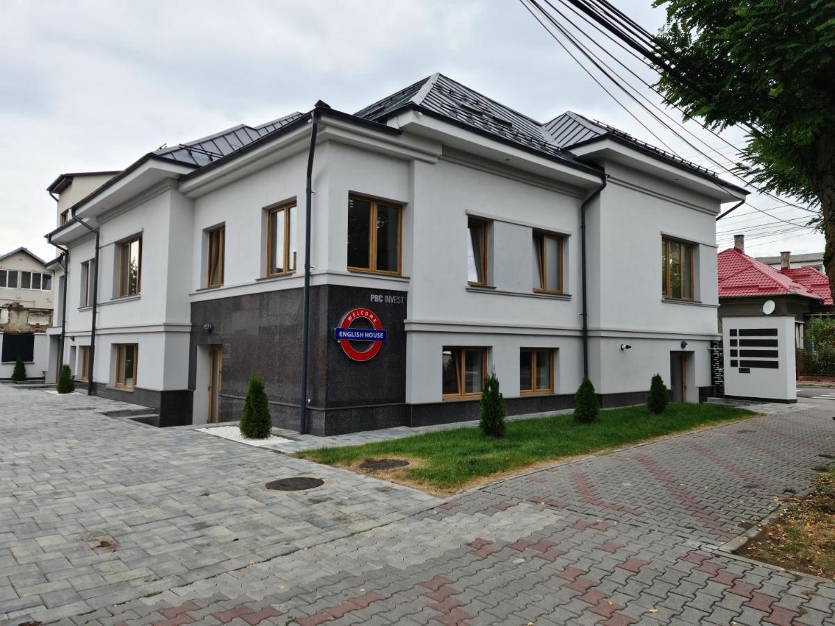 English House Bistrita  Luaran gambar