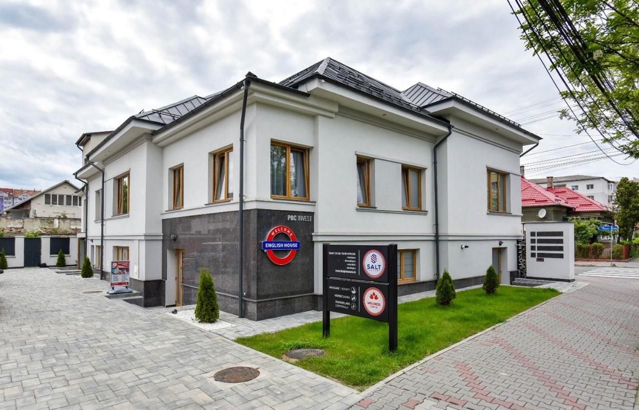 English House Bistrita  Luaran gambar