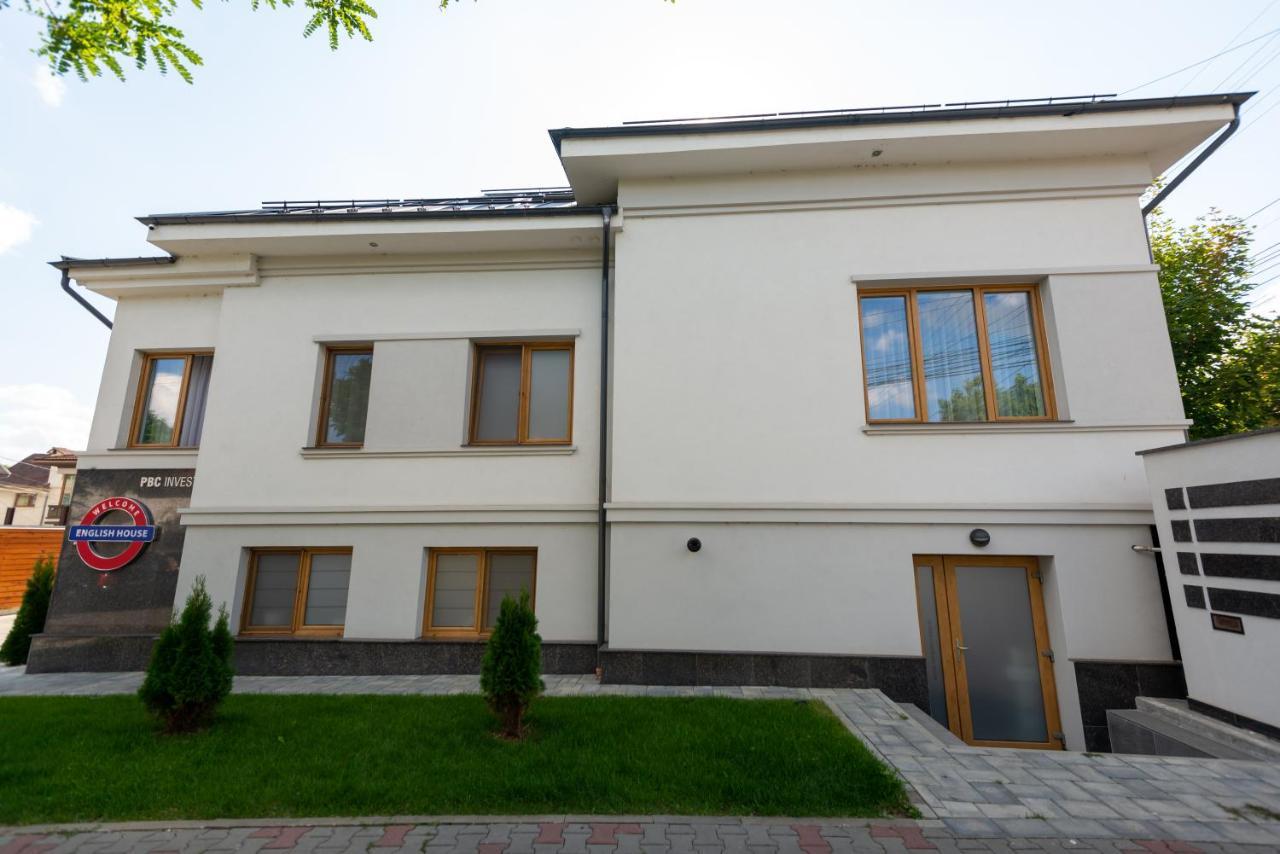 English House Bistrita  Luaran gambar