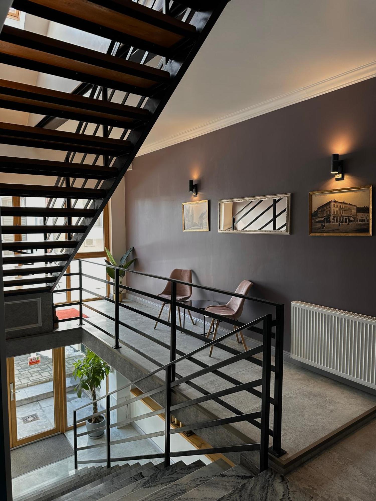 English House Bistrita  Luaran gambar